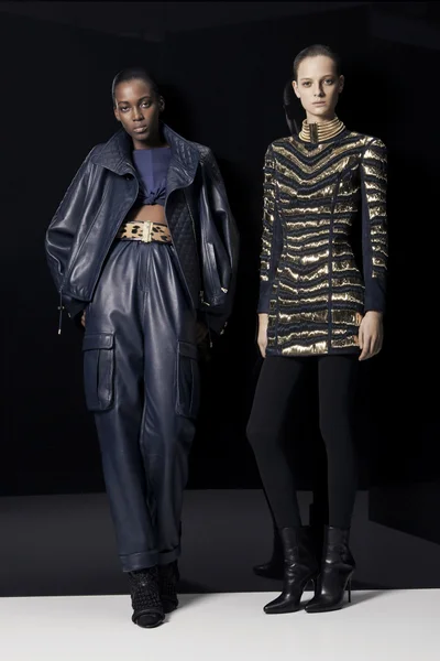 Look 27